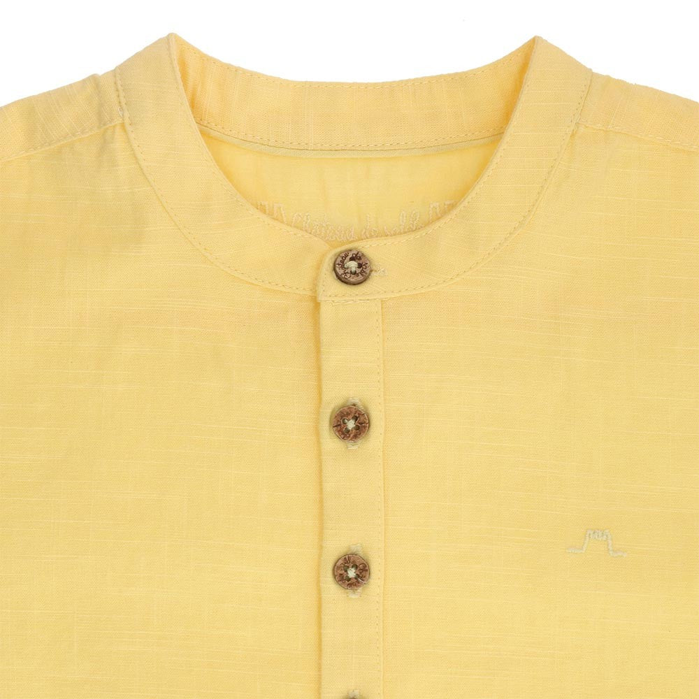 Roll-up sleeve shirt