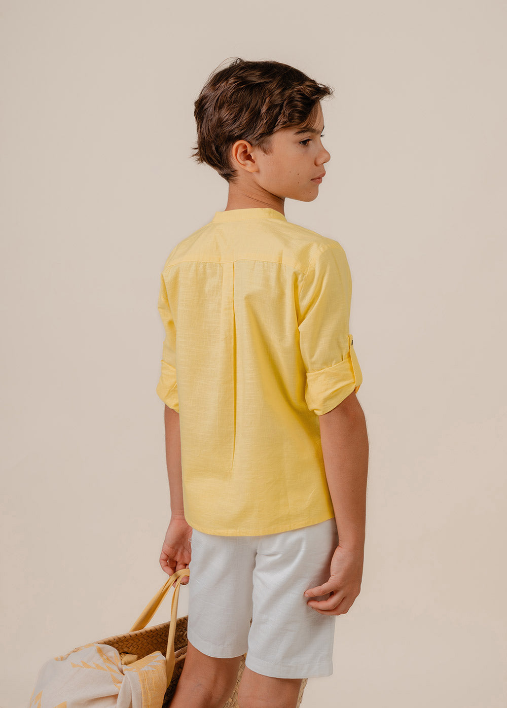 Roll-up sleeve slub cotton shirt